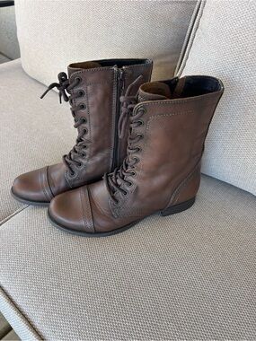 Troopa Steve Madden Brown Leather Lace-Up Combat Boots with Side Zip